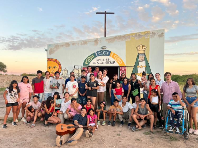 Más de 700 jóvenes participaron de actividades misioneras en Añatuya Más de 700 jóvenes participaron de actividades misioneras en Añatuya