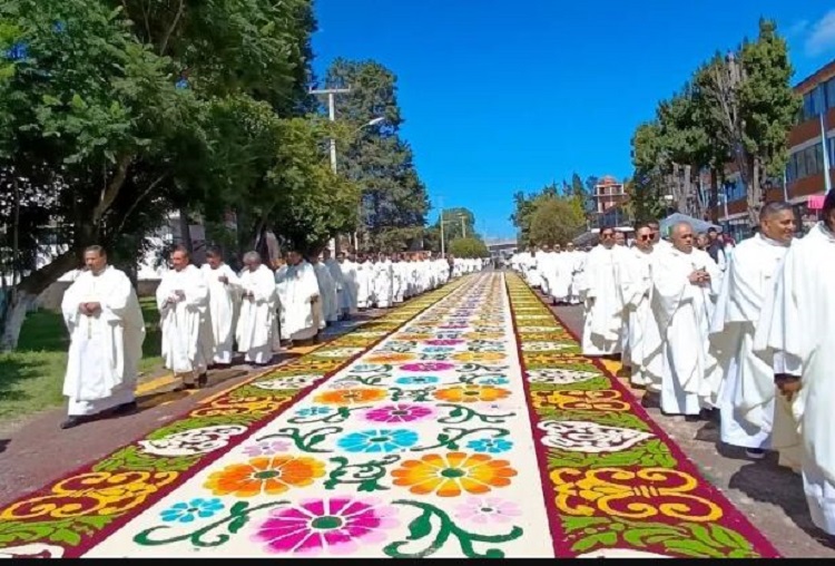 México celebró los 500 años de la primera diócesis del país México celebró los 500 años de la primera diócesis del país