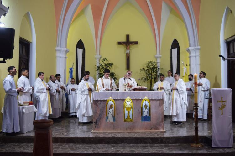 Seminaristas de Posadas recibieron los ministerios del acolitado y el lectorado Seminaristas de Posadas recibieron los ministerios del acolitado y el lectorado