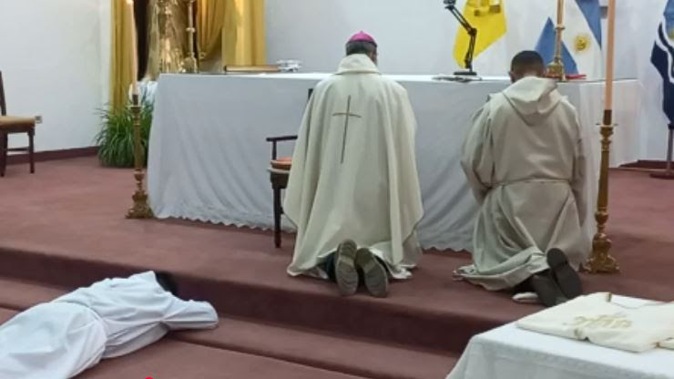 Misa Crismal en Río Gallegos: 'La unción de Cristo continúa en su Iglesia'