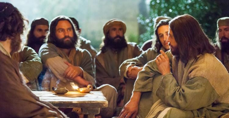 Mons. Castagna: 'Vivir de la fe en Cristo' Mons. Castagna: 'Vivir de la fe en Cristo'