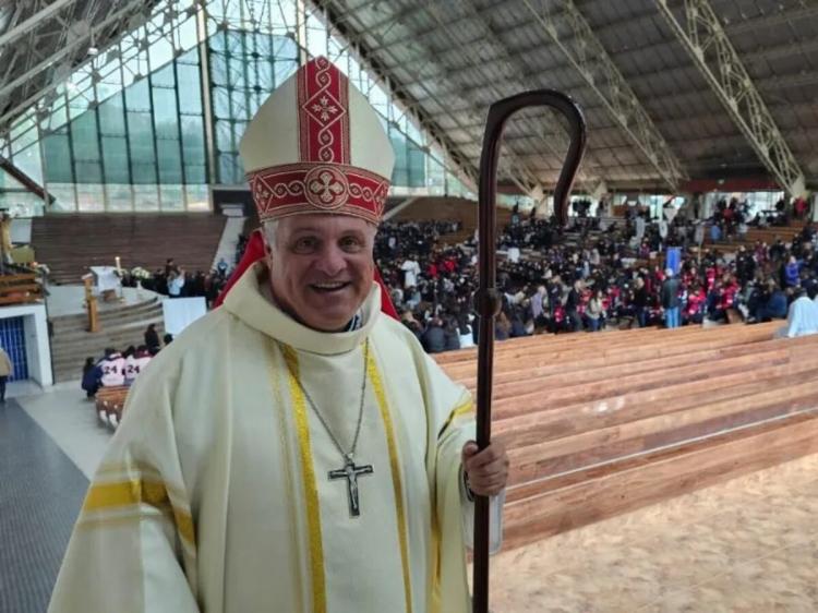 Mons. Colombo: vivir la Cuaresma como 'peregrinos que caminan en la esperanza' Mons. Colombo: vivir la Cuaresma como 'peregrinos que caminan en la esperanza'