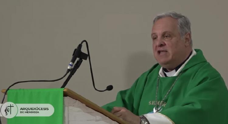 Mons. Colombo: 'El desafío de renovar nuestra alianza con Dios' Mons. Colombo: 'El desafío de renovar nuestra alianza con Dios'