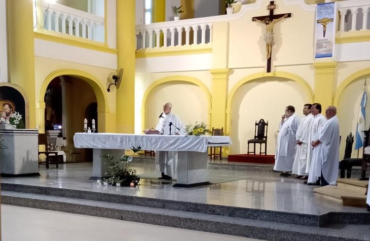 Mons. Conejero Gallego celebró su aniversario episcopal con un llamado a la misión
