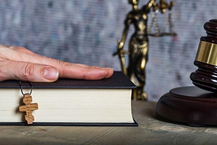 Mons. García Cuerva presentará el libro 'Derecho y religión' Mons. García Cuerva presentará el libro 'Derecho y religión'