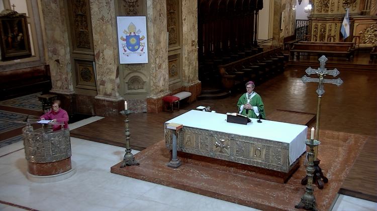 Mons. García Cuerva presidirá la misa que se transmite por medios digitales Mons. García Cuerva presidirá la misa que se transmite por medios digitales