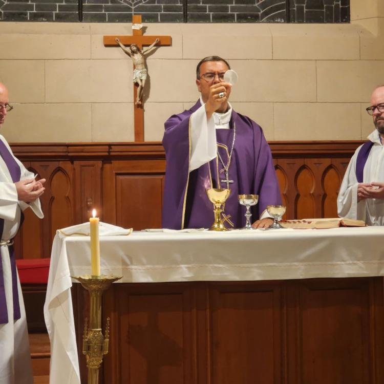 Mons. Mestre: 'Que nuestra Cuaresma esté marcada por escuchar la voz de Jesús' Mons. Mestre: 'Que nuestra Cuaresma esté marcada por escuchar la voz de Jesús'