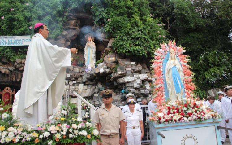 Mons. Mestre: "Interceder por todos aquellos que precisan salud física y espiritual". Mons. Mestre: "Interceder por todos aquellos que precisan salud física y espiritual".