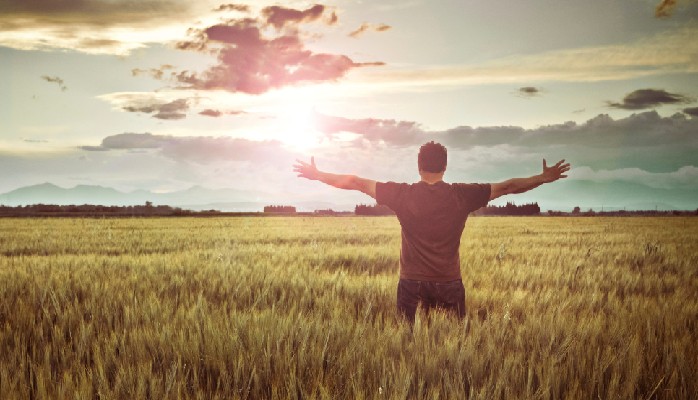 Mons. Ojea: 'La acción de dar gracias abre el cielo'
