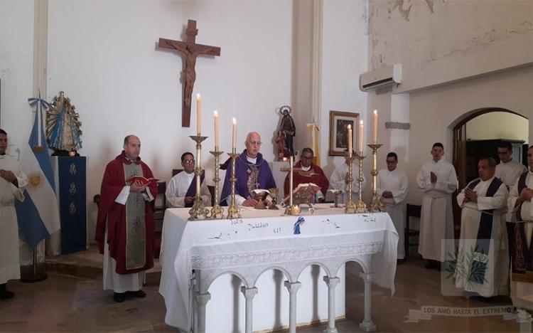 Mons. Olivera presidió la misa de inicio de actividades del Seminario Castrense Mons. Olivera presidió la misa de inicio de actividades del Seminario Castrense