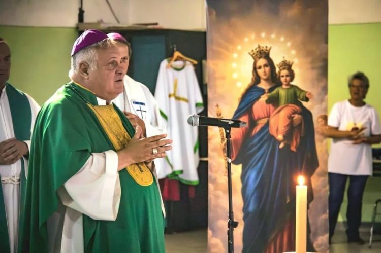 Mons. Colombo en Rawson: 'Jesús nos llamó a la autenticidad de la mirada y del corazón'