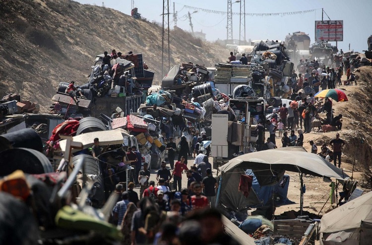 'No hay futuro basado en la violencia, el exilio forzado y la venganza', dijo el Papa 'No hay futuro basado en la violencia, el exilio forzado y la venganza', dijo el Papa