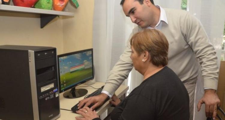 Nuevo curso virtual para secretarias parroquiales en septiembre Nuevo curso virtual para secretarias parroquiales en septiembre