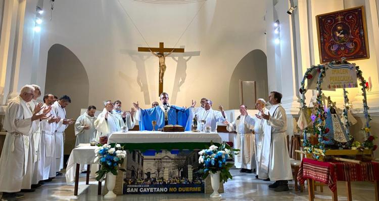 #PereLuján Mons. García Cuerva animó a los servidores de la manifestación de fe #PereLuján Mons. García Cuerva animó a los servidores de la manifestación de fe