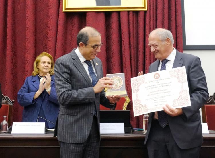 Premian a Scholas Occurrentes por su compromiso con los derechos humanos Premian a Scholas Occurrentes por su compromiso con los derechos humanos