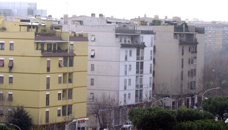 Roma, el Papa dona un millón de euros a un Fondo para la emergencia habitacional Roma, el Papa dona un millón de euros a un Fondo para la emergencia habitacional