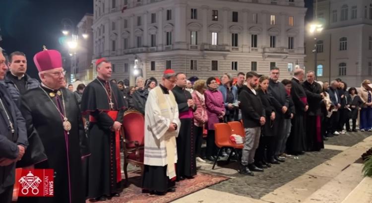 Rosario por el Papa Francisco en la basílica Santa María la Mayor