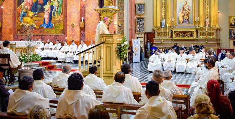 Salta: el arzobispo y los sacerdotes invitan a rezar por la unidad y la paz social Salta: el arzobispo y los sacerdotes invitan a rezar por la unidad y la paz social
