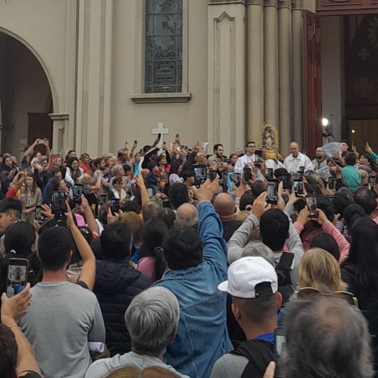 Santa Fe: una multitud peregrinó al santuario de la Virgen de Guadalupe Santa Fe: una multitud peregrinó al santuario de la Virgen de Guadalupe