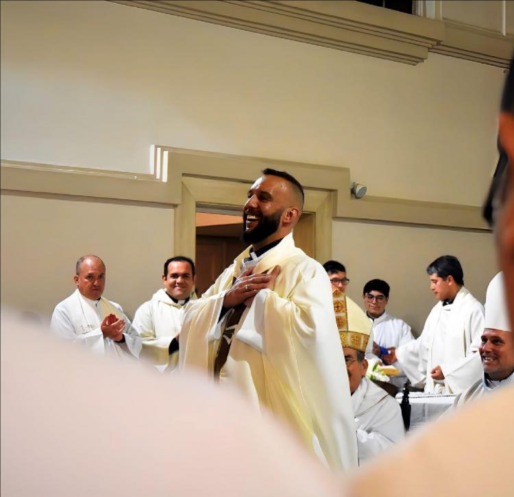 Se ordenó el primer sacerdote en la diócesis de Rawson Se ordenó el primer sacerdote en la diócesis de Rawson
