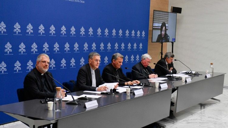 Sínodo: el Papa presidirá una vigilia penitencial en la víspera de la reapertura Sínodo: el Papa presidirá una vigilia penitencial en la víspera de la reapertura