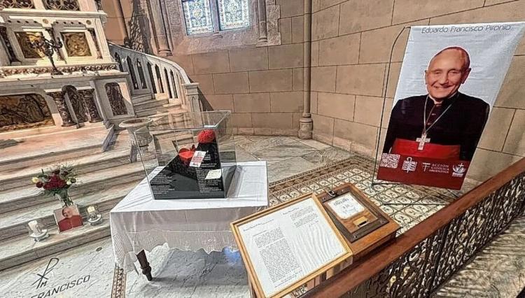 Ultiman detalles para la beatificación de Eduardo Pironio en Luján Ultiman detalles para la beatificación de Eduardo Pironio en Luján