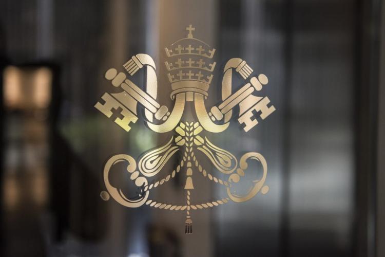 Vaticano: no al diaconado femenino, aunque la sentencia no es definitiva